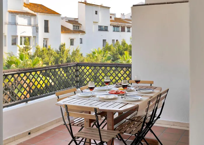 Banus Luxury - Prime Location And Free Parking *