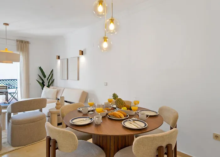 Banus Luxury - Prime Location And Free Parking Lejlighed