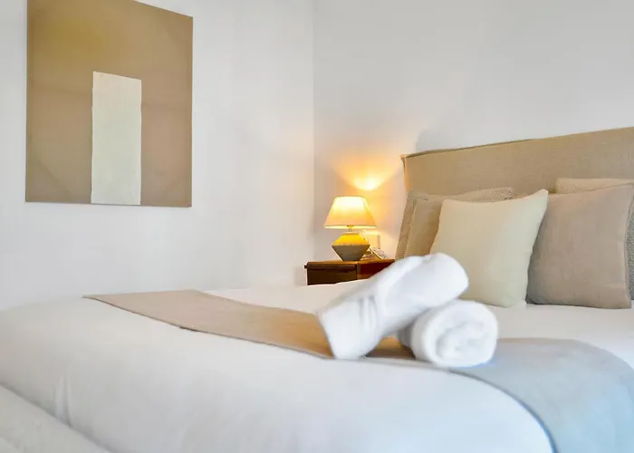 Banus Luxury - Prime Location And Free Parking