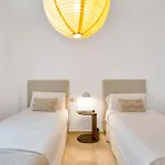 Banus Luxury - Prime Location And Free Parking Apartment