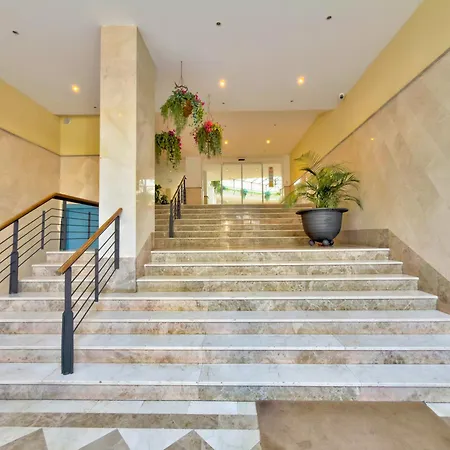 Banus Luxury - Prime Location And Free Parking