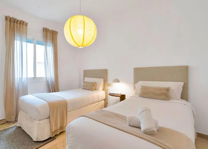 Banus Luxury - Prime Location And Free Parking