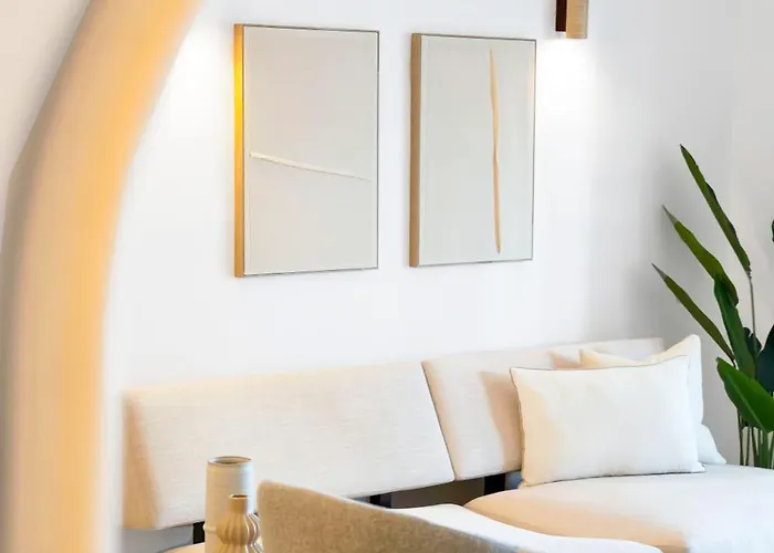 Banus Luxury - Prime Location And Free Parking *